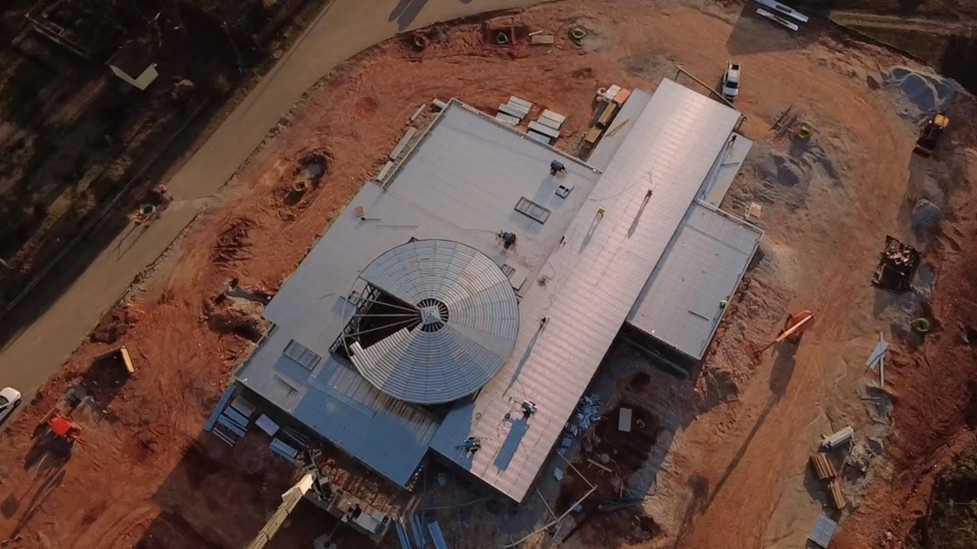Aerial view of the Arisa Health Jane Hunt Clinic under construction in Rogers, Arkansas
