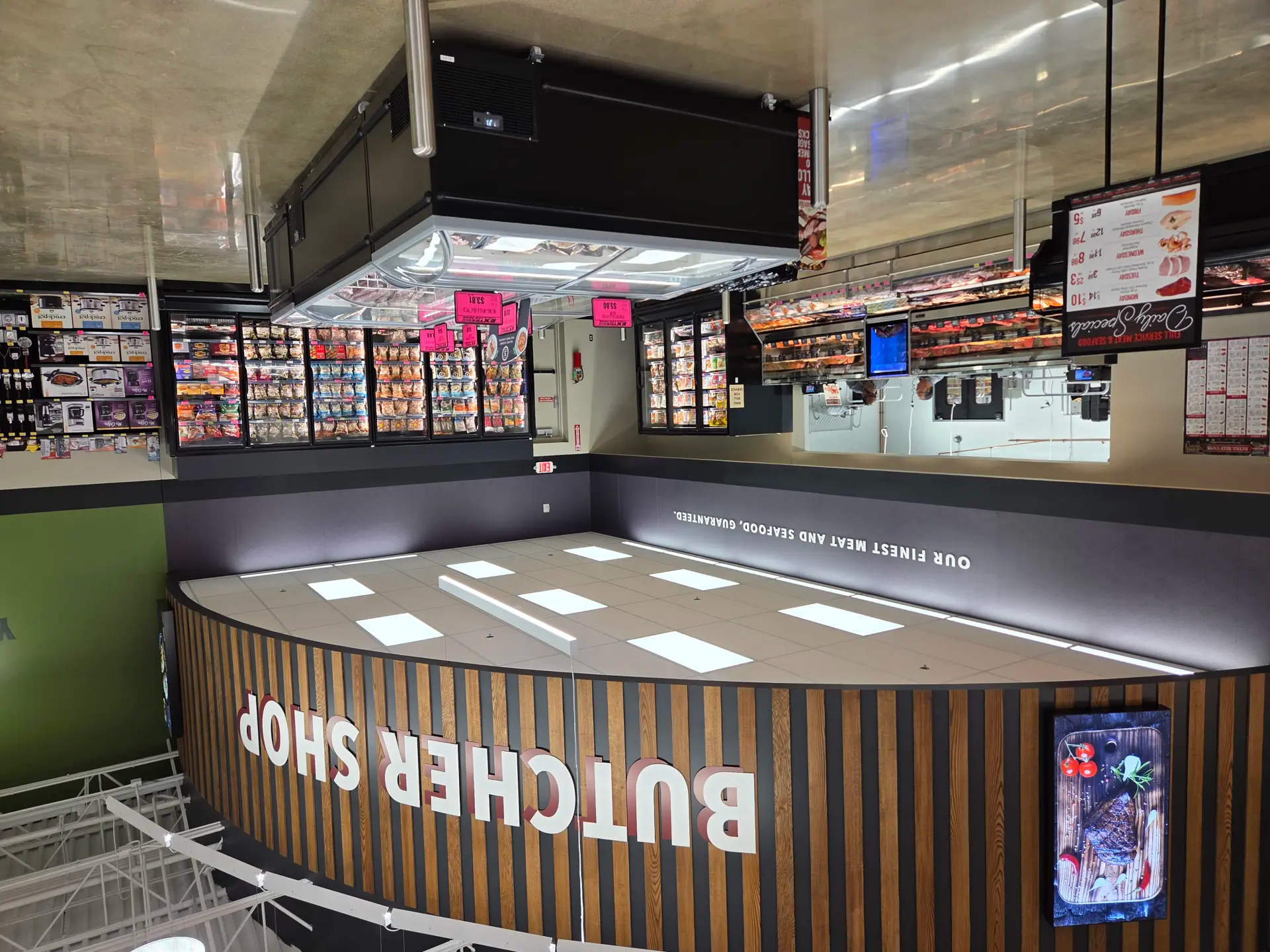 Harps Fort Smith interior